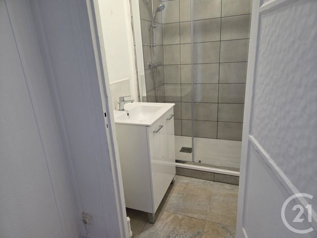 Appartement T2 à louer - 2 pièces - 40.99 m2 - CHATEAUROUX - 36 - CENTRE - Century 21 Adressimmo