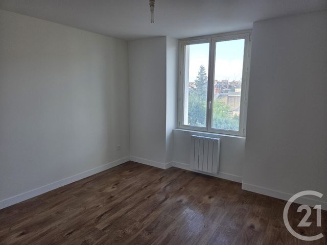 Appartement T2 à louer - 2 pièces - 40.99 m2 - CHATEAUROUX - 36 - CENTRE - Century 21 Adressimmo