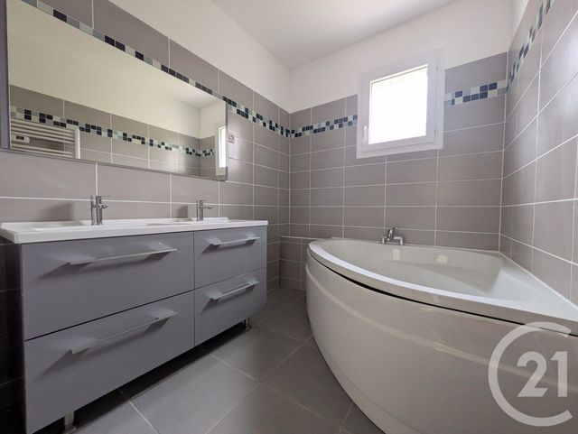 maison à vendre - 4 pièces - 102.58 m2 - ARGENTON SUR CREUSE - 36 - CENTRE - Century 21 Adressimmo