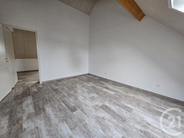 maison à louer - 5 pièces - 144.0 m2 - SASSIERGES ST GERMAIN - 36 - CENTRE - Century 21 Adressimmo