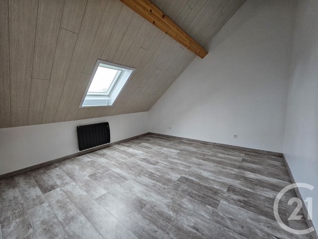 maison à louer - 5 pièces - 144.0 m2 - SASSIERGES ST GERMAIN - 36 - CENTRE - Century 21 Adressimmo