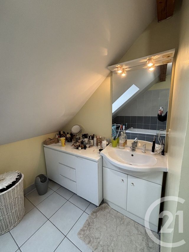 maison à louer - 4 pièces - 91.83 m2 - CHATEAUROUX - 36 - CENTRE - Century 21 Adressimmo