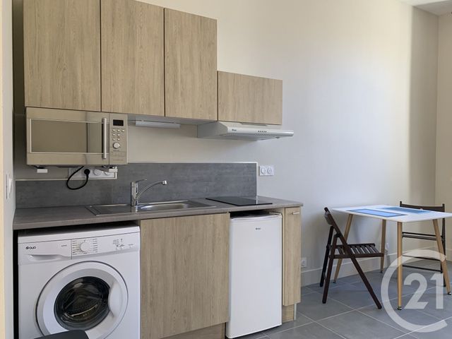 Appartement T1 à louer - 1 pièce - 28.12 m2 - CHATEAUROUX - 36 - CENTRE - Century 21 Adressimmo