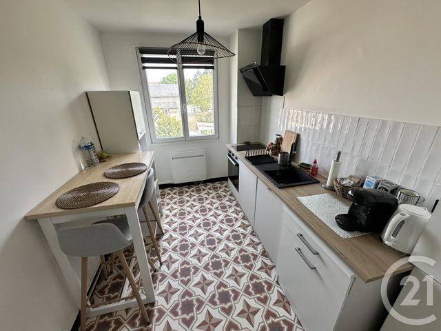 Appartement à vendre - 2 pièces - 51.81 m2 - CHATEAUROUX - 36 - CENTRE - Century 21 Adressimmo