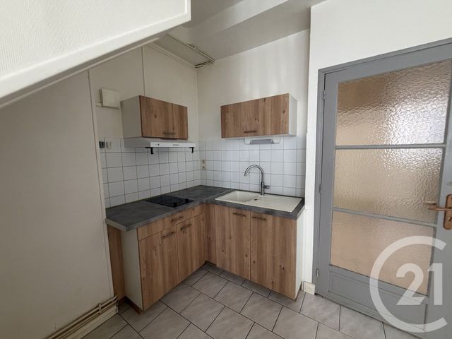 Appartement T2 à louer - 2 pièces - 31.61 m2 - CHATEAUROUX - 36 - CENTRE - Century 21 Adressimmo