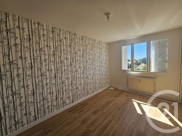 Appartement T3 à louer - 3 pièces - 68.98 m2 - CHATEAUROUX - 36 - CENTRE - Century 21 Adressimmo