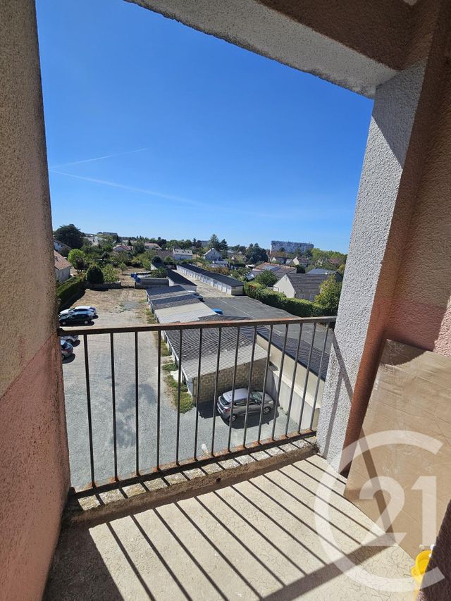 Appartement T2 à louer - 2 pièces - 41.19 m2 - CHATEAUROUX - 36 - CENTRE - Century 21 Adressimmo