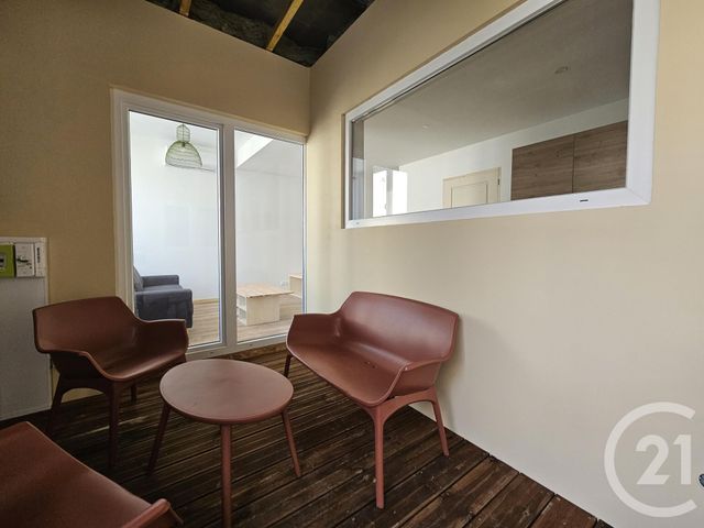 Appartement T2 à louer - 2 pièces - 45.0 m2 - CHATEAUROUX - 36 - CENTRE - Century 21 Adressimmo