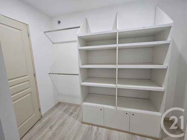 Appartement T2 à louer - 2 pièces - 45.0 m2 - CHATEAUROUX - 36 - CENTRE - Century 21 Adressimmo