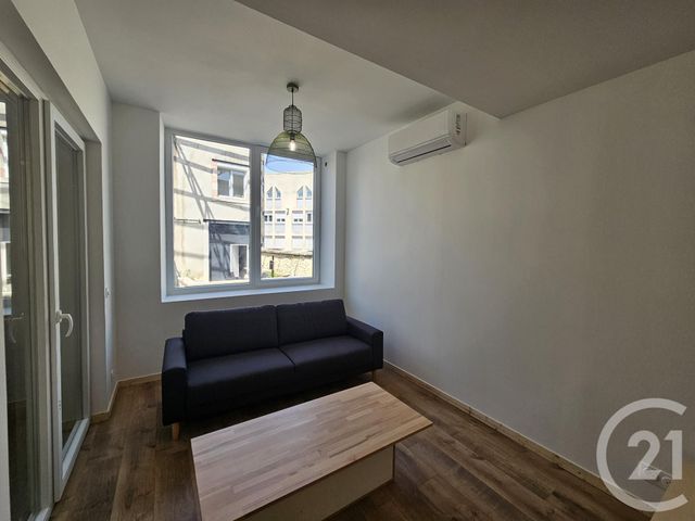 Appartement T2 à louer - 2 pièces - 45.0 m2 - CHATEAUROUX - 36 - CENTRE - Century 21 Adressimmo