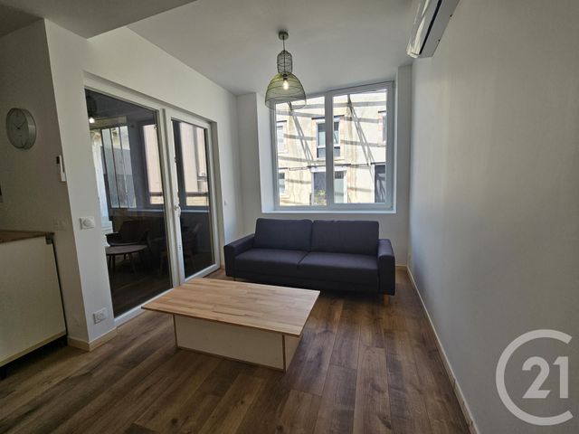 Appartement T2 à louer - 2 pièces - 45.0 m2 - CHATEAUROUX - 36 - CENTRE - Century 21 Adressimmo