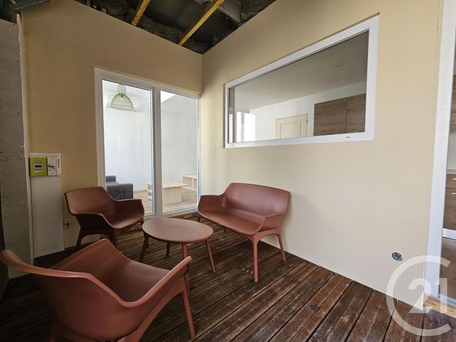 Appartement T2 à louer - 2 pièces - 45.0 m2 - CHATEAUROUX - 36 - CENTRE - Century 21 Adressimmo