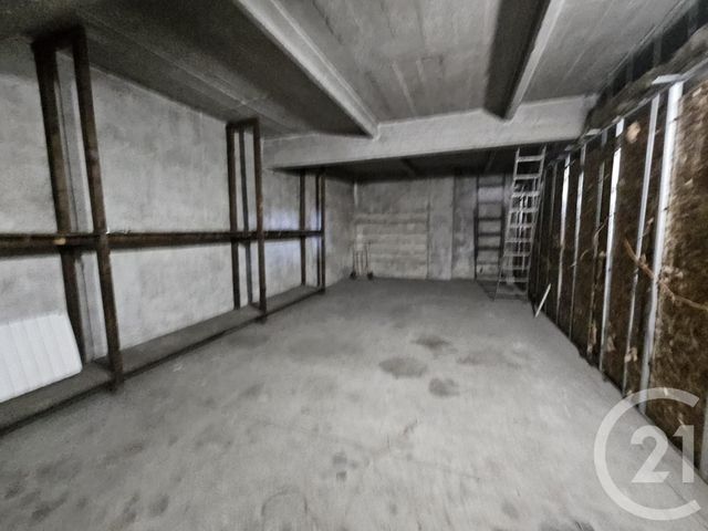 Appartement T3 à louer - 3 pièces - 80.0 m2 - CHATEAUROUX - 36 - CENTRE - Century 21 Adressimmo