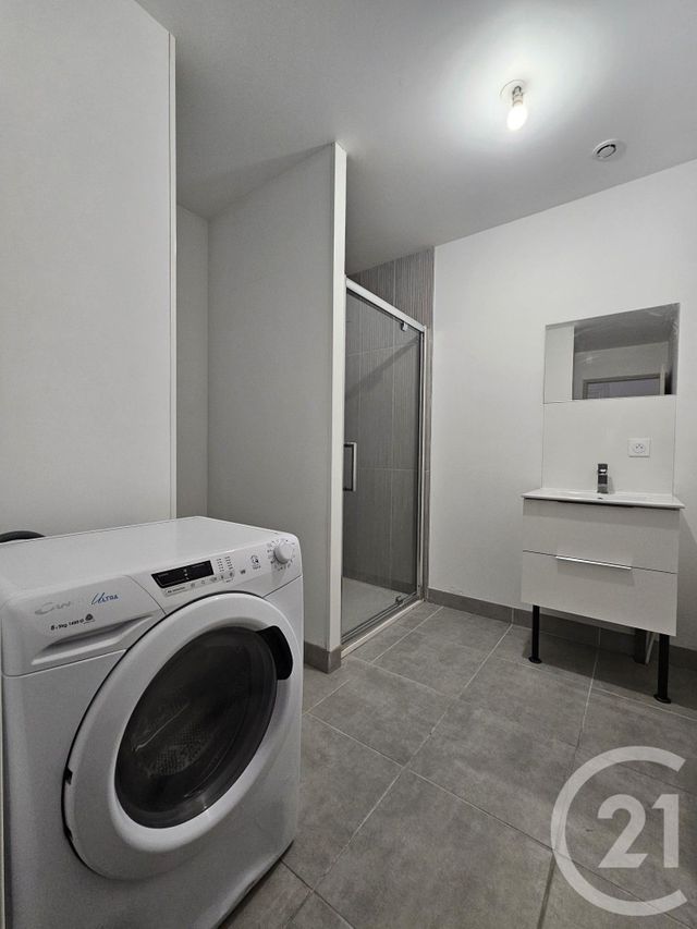 Appartement T3 à louer - 3 pièces - 80.0 m2 - CHATEAUROUX - 36 - CENTRE - Century 21 Adressimmo