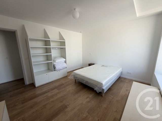 Appartement T3 à louer - 3 pièces - 80.0 m2 - CHATEAUROUX - 36 - CENTRE - Century 21 Adressimmo