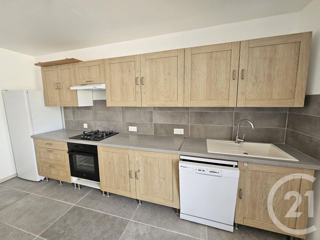 Appartement T3 à louer - 3 pièces - 80.0 m2 - CHATEAUROUX - 36 - CENTRE - Century 21 Adressimmo