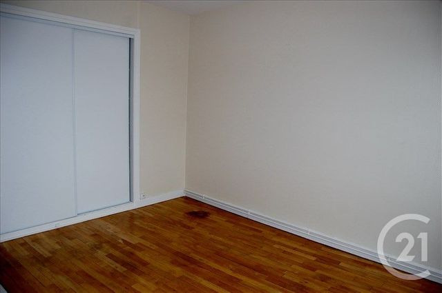 Appartement F3 à louer - 3 pièces - 58.0 m2 - CHATEAUROUX - 36 - CENTRE - Century 21 Adressimmo
