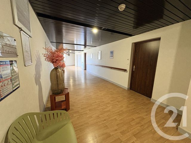 Appartement Studio à vendre - 1 pièce - 36.47 m2 - CHATEAUROUX - 36 - CENTRE - Century 21 Adressimmo