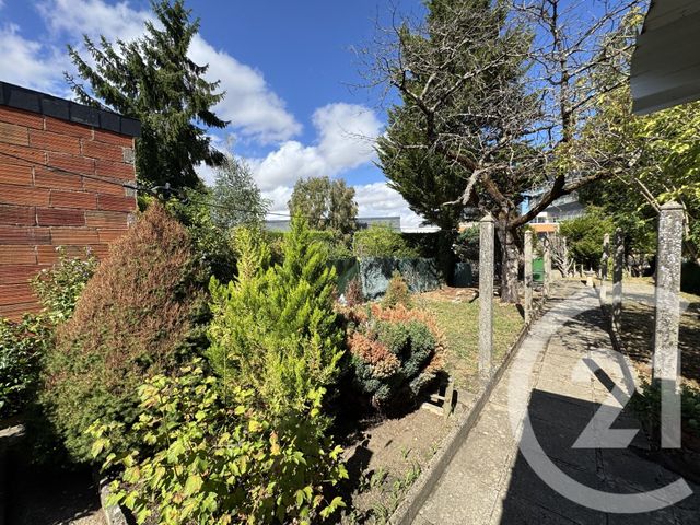 maison à vendre - 4 pièces - 121.4 m2 - CHATEAUROUX - 36 - CENTRE - Century 21 Adressimmo