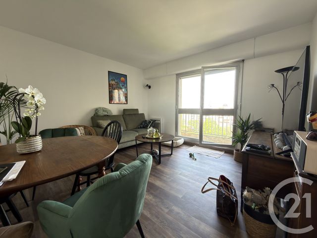 Appartement à vendre - 3 pièces - 69.3 m2 - CHATEAUROUX - 36 - CENTRE - Century 21 Adressimmo