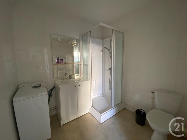 Appartement T2 à louer - 2 pièces - 29.19 m2 - CHATEAUROUX - 36 - CENTRE - Century 21 Adressimmo