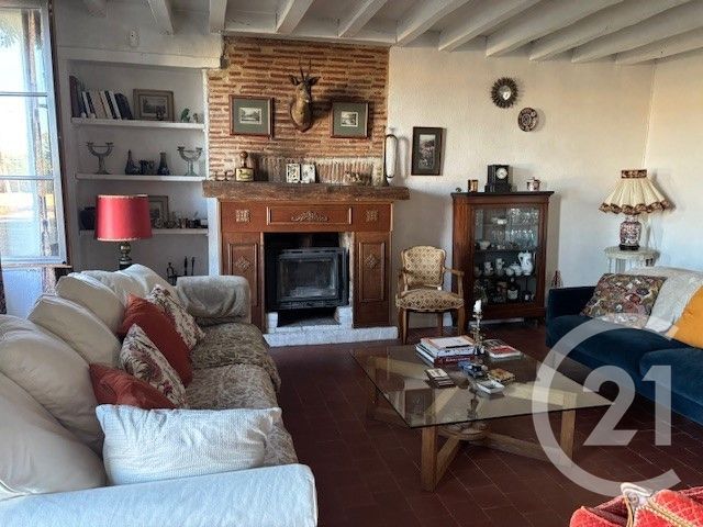 maison à vendre - 5 pièces - 107.33 m2 - ST OUTRILLE - 18 - CENTRE - Century 21 Adressimmo
