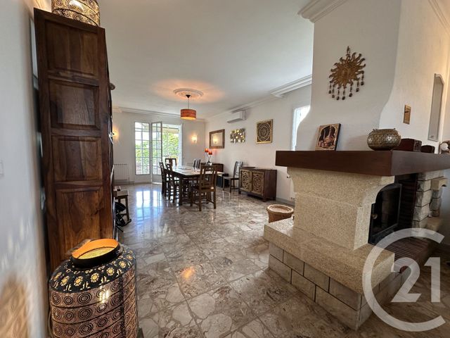 maison à vendre - 8 pièces - 200.0 m2 - CHATEAUROUX - 36 - CENTRE - Century 21 Adressimmo