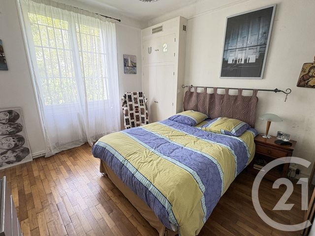 Appartement T2 à vendre - 2 pièces - 46.39 m2 - CHATEAUROUX - 36 - CENTRE - Century 21 Adressimmo