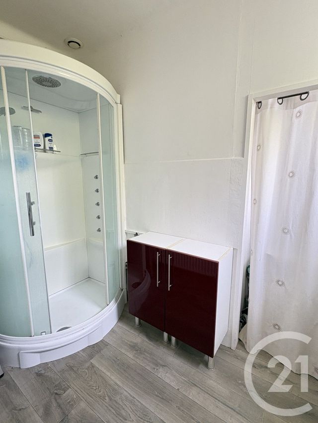 Appartement T2 à vendre - 2 pièces - 46.39 m2 - CHATEAUROUX - 36 - CENTRE - Century 21 Adressimmo