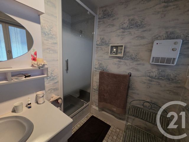 maison à vendre - 4 pièces - 80.0 m2 - CHATEAUROUX - 36 - CENTRE - Century 21 Adressimmo