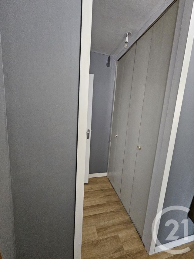 Appartement T4 à louer - 4 pièces - 88.16 m2 - CHATEAUROUX - 36 - CENTRE - Century 21 Adressimmo