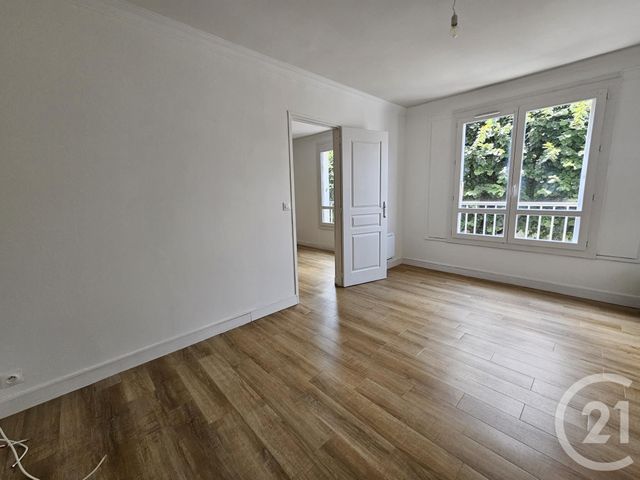 Appartement T4 à louer - 4 pièces - 88.16 m2 - CHATEAUROUX - 36 - CENTRE - Century 21 Adressimmo
