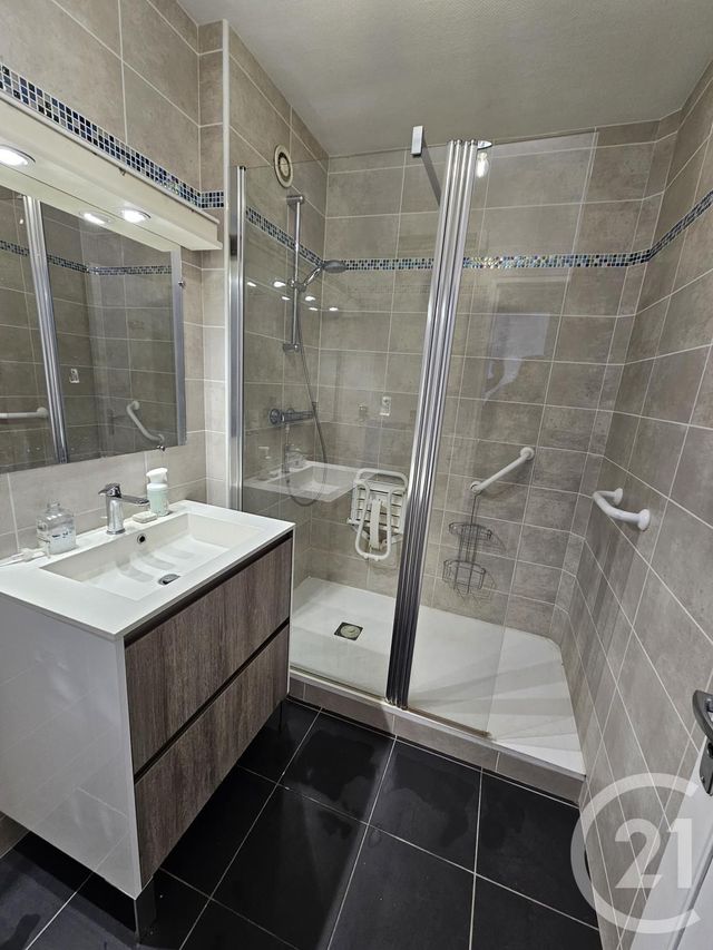 Appartement T4 à louer - 4 pièces - 88.16 m2 - CHATEAUROUX - 36 - CENTRE - Century 21 Adressimmo