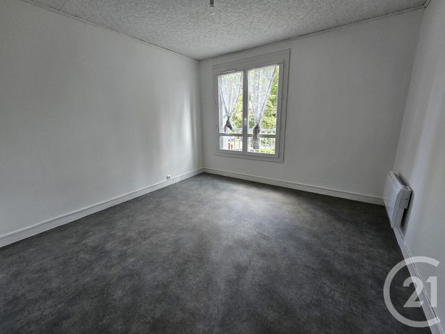 Appartement T4 à louer - 4 pièces - 88.16 m2 - CHATEAUROUX - 36 - CENTRE - Century 21 Adressimmo