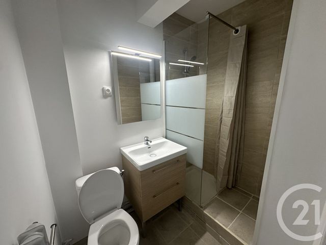 Appartement T2 à louer - 2 pièces - 43.26 m2 - CHATEAUROUX - 36 - CENTRE - Century 21 Adressimmo
