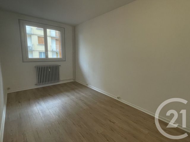 Appartement T2 à louer - 2 pièces - 43.26 m2 - CHATEAUROUX - 36 - CENTRE - Century 21 Adressimmo