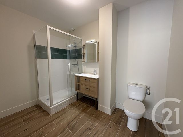 Appartement T3 à louer - 3 pièces - 89.85 m2 - CHATEAUROUX - 36 - CENTRE - Century 21 Adressimmo