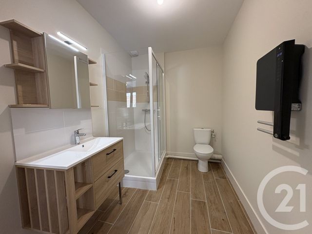 Appartement T3 à louer - 3 pièces - 89.85 m2 - CHATEAUROUX - 36 - CENTRE - Century 21 Adressimmo