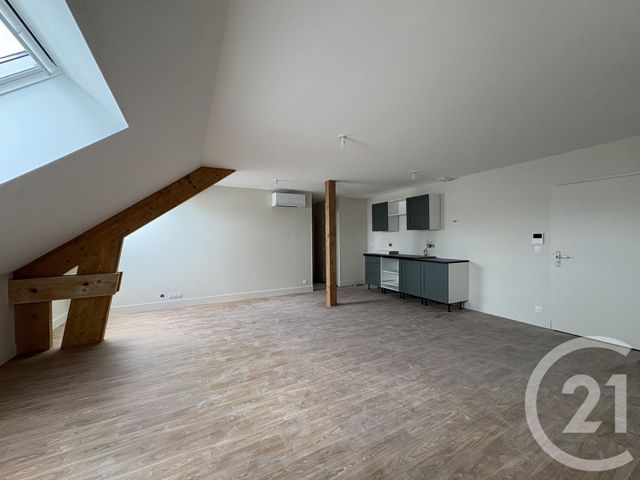 Appartement T2 à louer - 2 pièces - 54.17 m2 - CHATEAUROUX - 36 - CENTRE - Century 21 Adressimmo