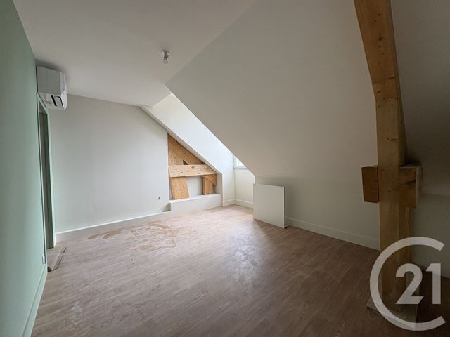 Appartement T3 à louer - 3 pièces - 67.91 m2 - CHATEAUROUX - 36 - CENTRE - Century 21 Adressimmo