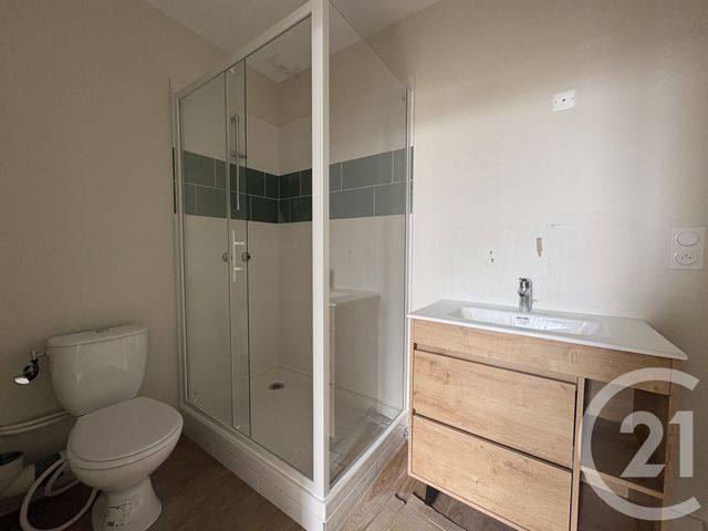 Appartement T3 à louer - 3 pièces - 67.91 m2 - CHATEAUROUX - 36 - CENTRE - Century 21 Adressimmo