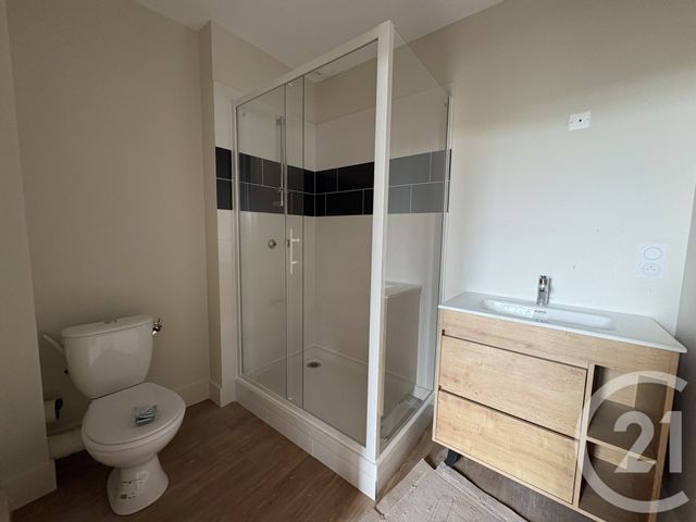 Appartement T3 à louer - 3 pièces - 67.91 m2 - CHATEAUROUX - 36 - CENTRE - Century 21 Adressimmo