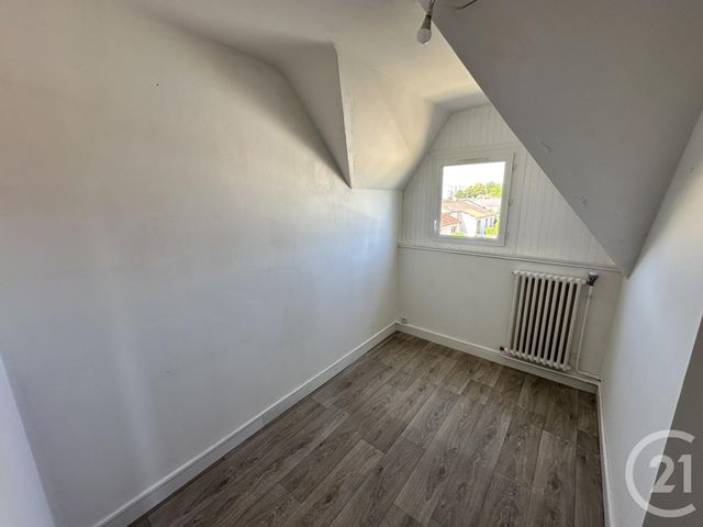 maison à vendre - 6 pièces - 118.24 m2 - CHATEAUROUX - 36 - CENTRE - Century 21 Adressimmo