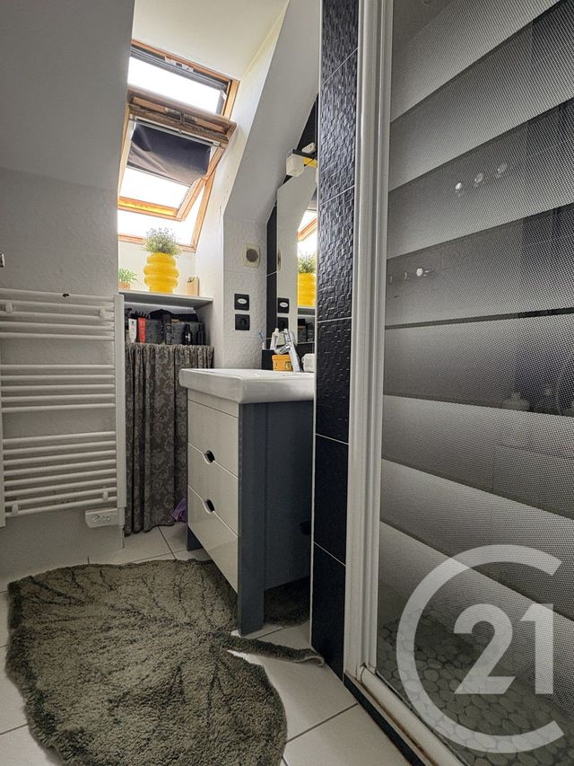 maison à vendre - 4 pièces - 101.97 m2 - CHATEAUROUX - 36 - CENTRE - Century 21 Adressimmo