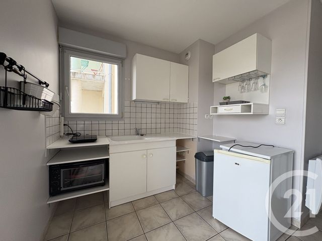 Appartement F1 à louer - 1 pièce - 29.08 m2 - CHATEAUROUX - 36 - CENTRE - Century 21 Adressimmo