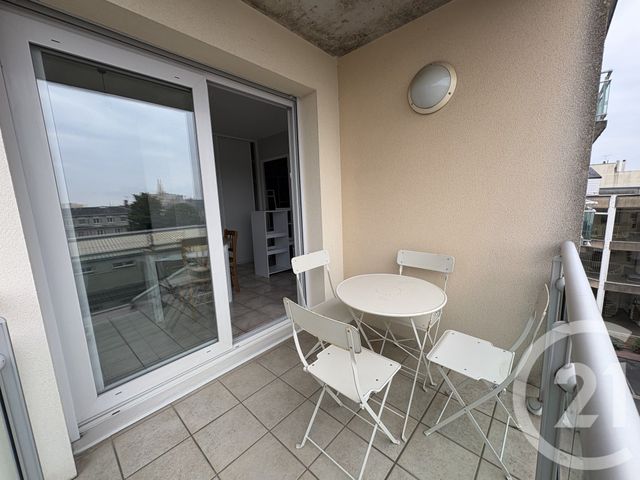Appartement F1 à louer - 1 pièce - 29.08 m2 - CHATEAUROUX - 36 - CENTRE - Century 21 Adressimmo