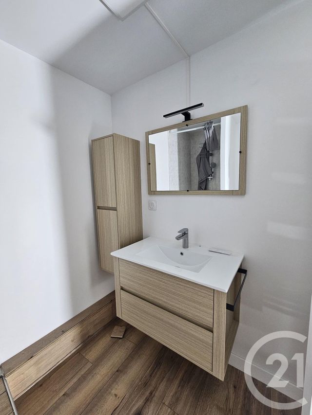 maison à louer - 2 pièces - 35.8 m2 - BUZANCAIS - 36 - CENTRE - Century 21 Adressimmo