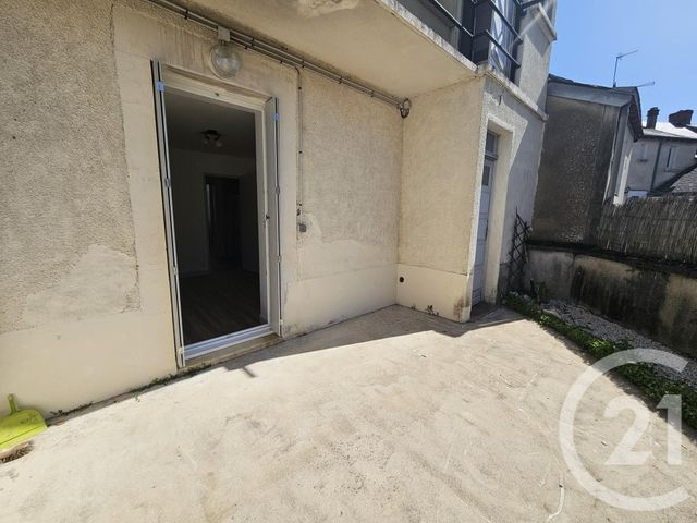 Appartement T2 à louer - 2 pièces - 41.47 m2 - CHATEAUROUX - 36 - CENTRE - Century 21 Adressimmo