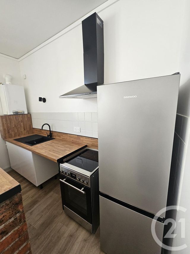 Appartement T2 à louer - 2 pièces - 41.47 m2 - CHATEAUROUX - 36 - CENTRE - Century 21 Adressimmo