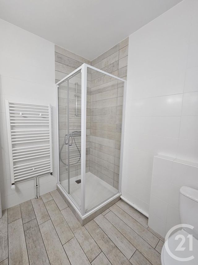 maison à louer - 4 pièces - 88.96 m2 - CHATEAUROUX - 36 - CENTRE - Century 21 Adressimmo